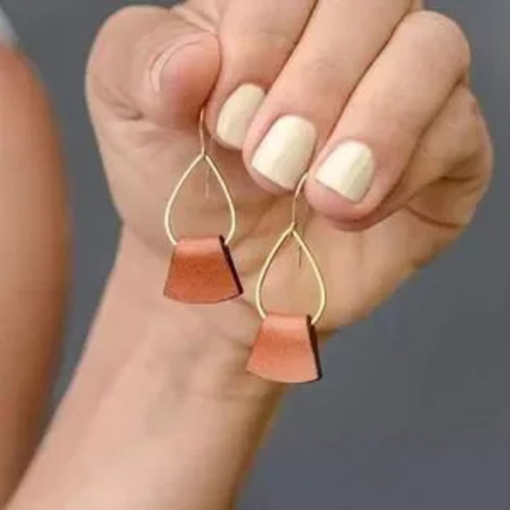 New Handmade Brown Leather Teardrop?Earrings Boho Retro Style